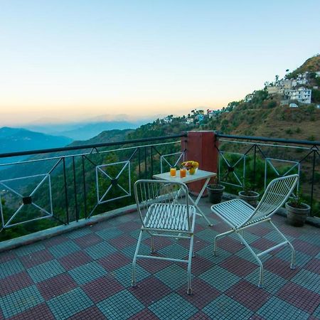 Livingstone 2Bhk Cozy Homestay In Kasauli Hills Exterior foto